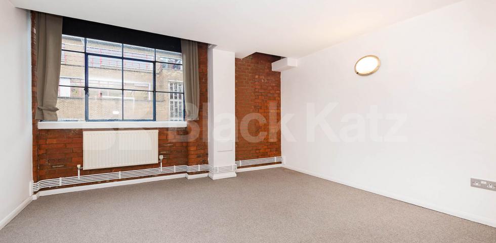 			2 Bedroom, 1 bath, 1 reception Apartment			 Dove Road, ISLINGTON/CANONBURY